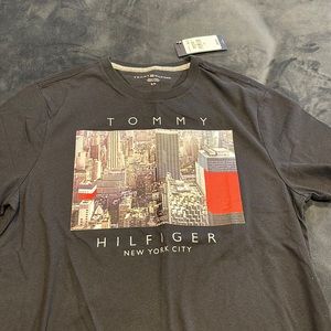 Tommy t shirt